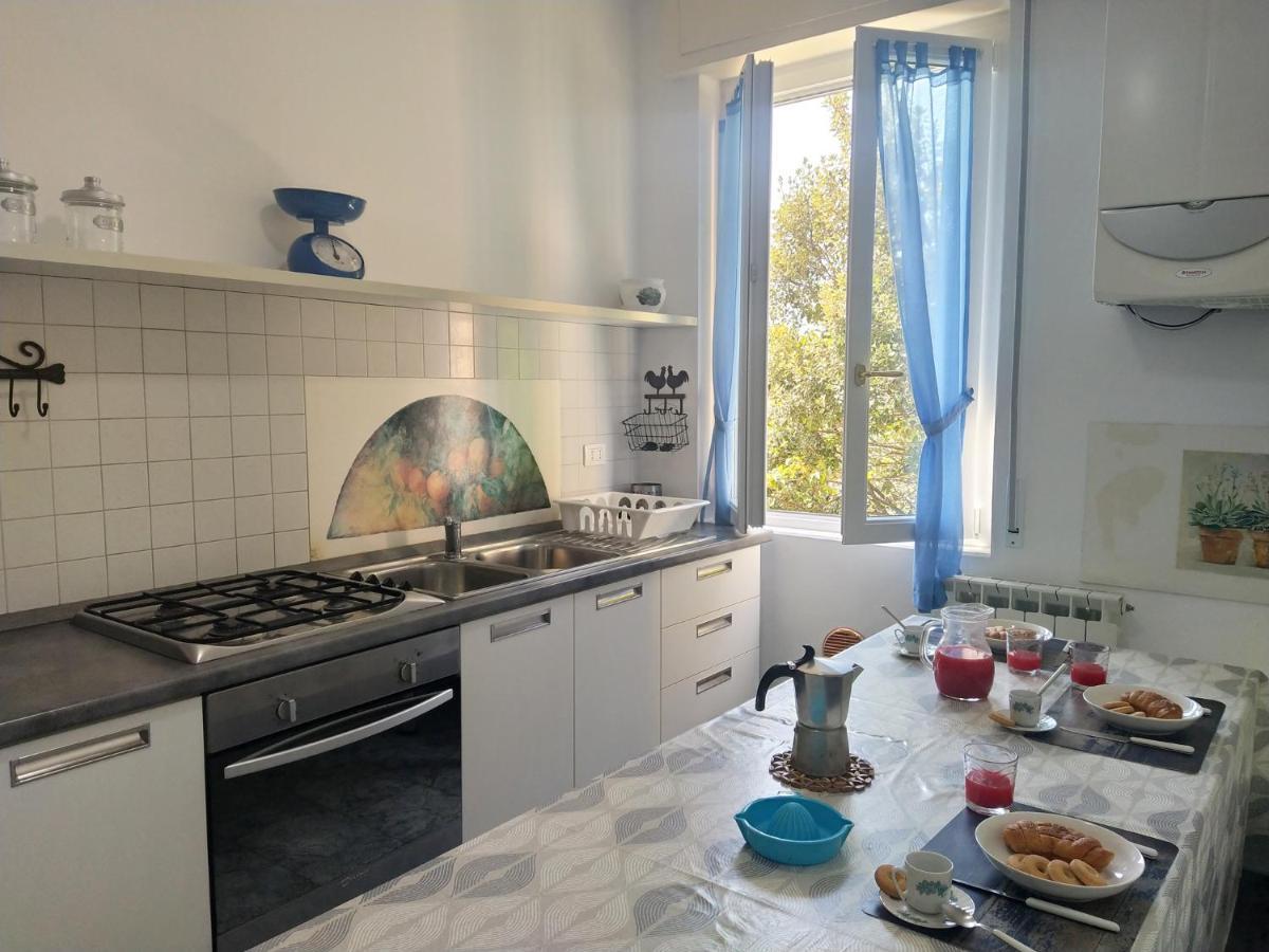 Michela Apartment Sea View Levanto Luaran gambar