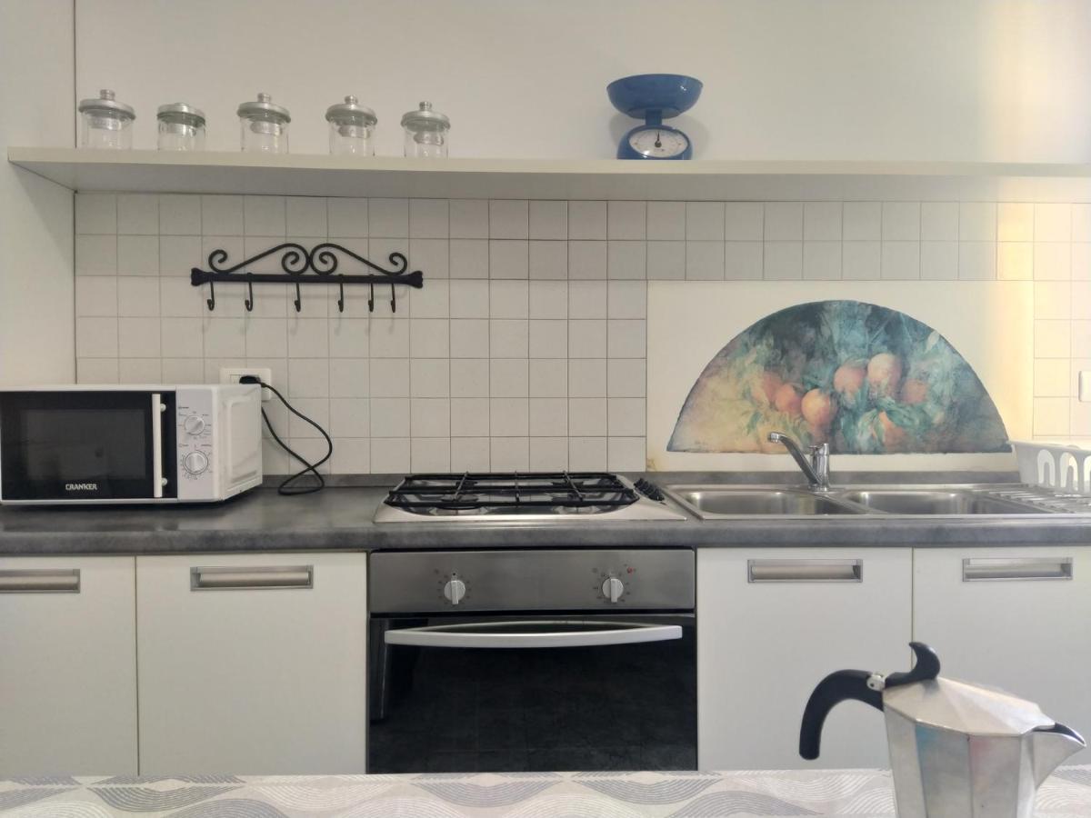 Michela Apartment Sea View Levanto Luaran gambar