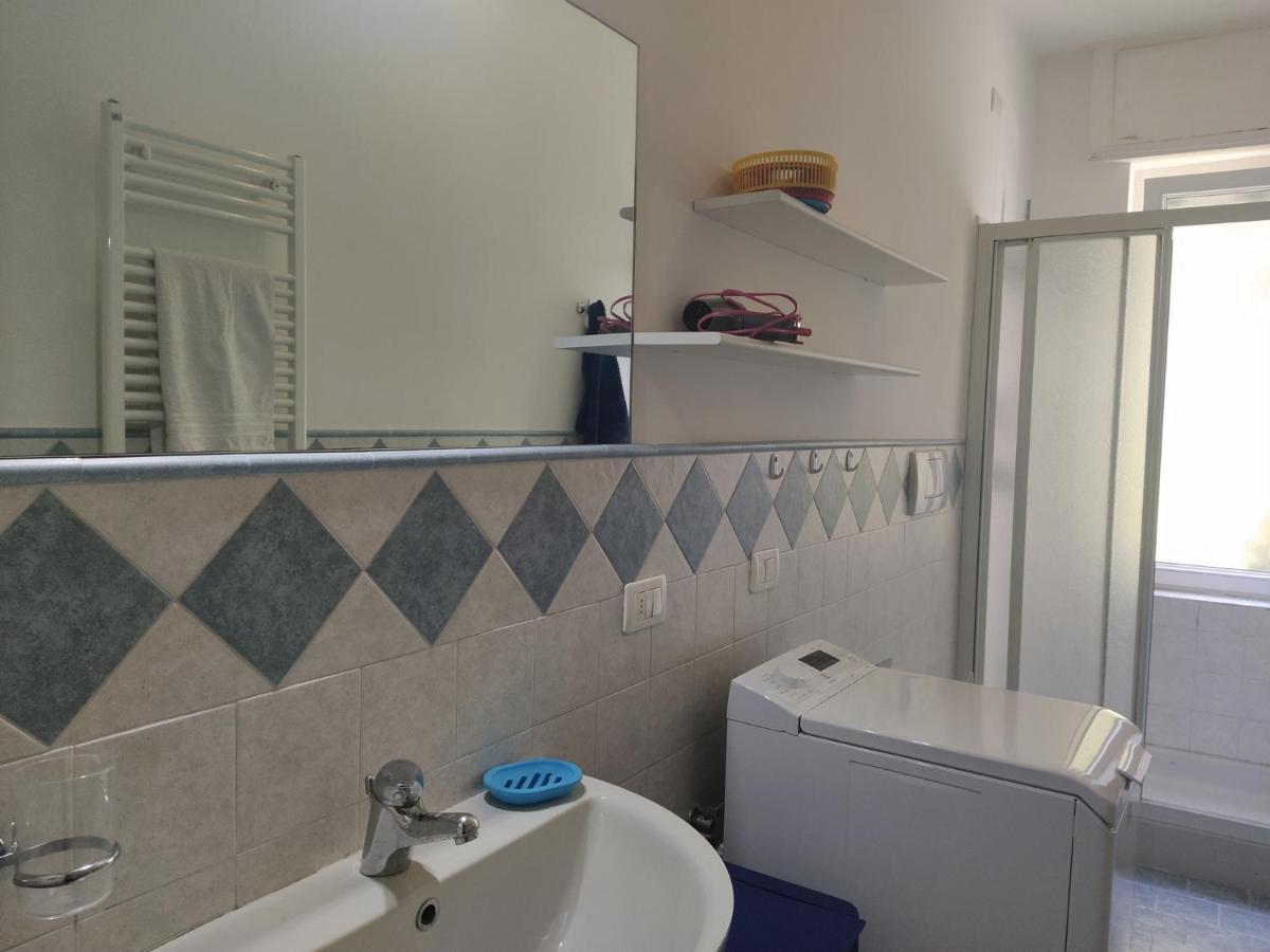 Michela Apartment Sea View Levanto Luaran gambar