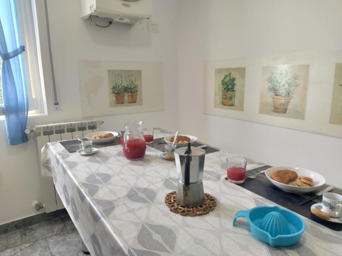 Michela Apartment Sea View Levanto Luaran gambar