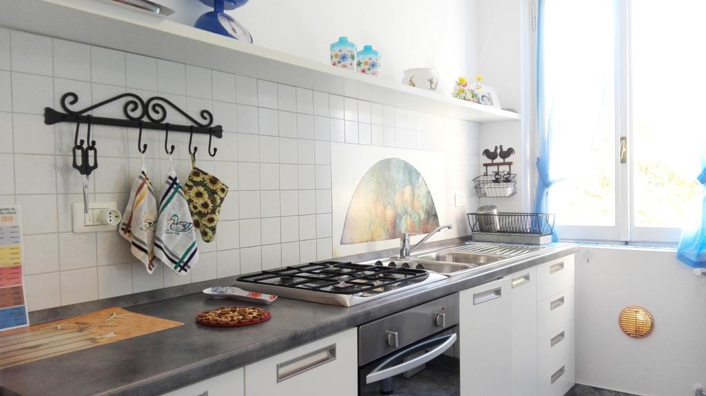 Michela Apartment Sea View Levanto Luaran gambar